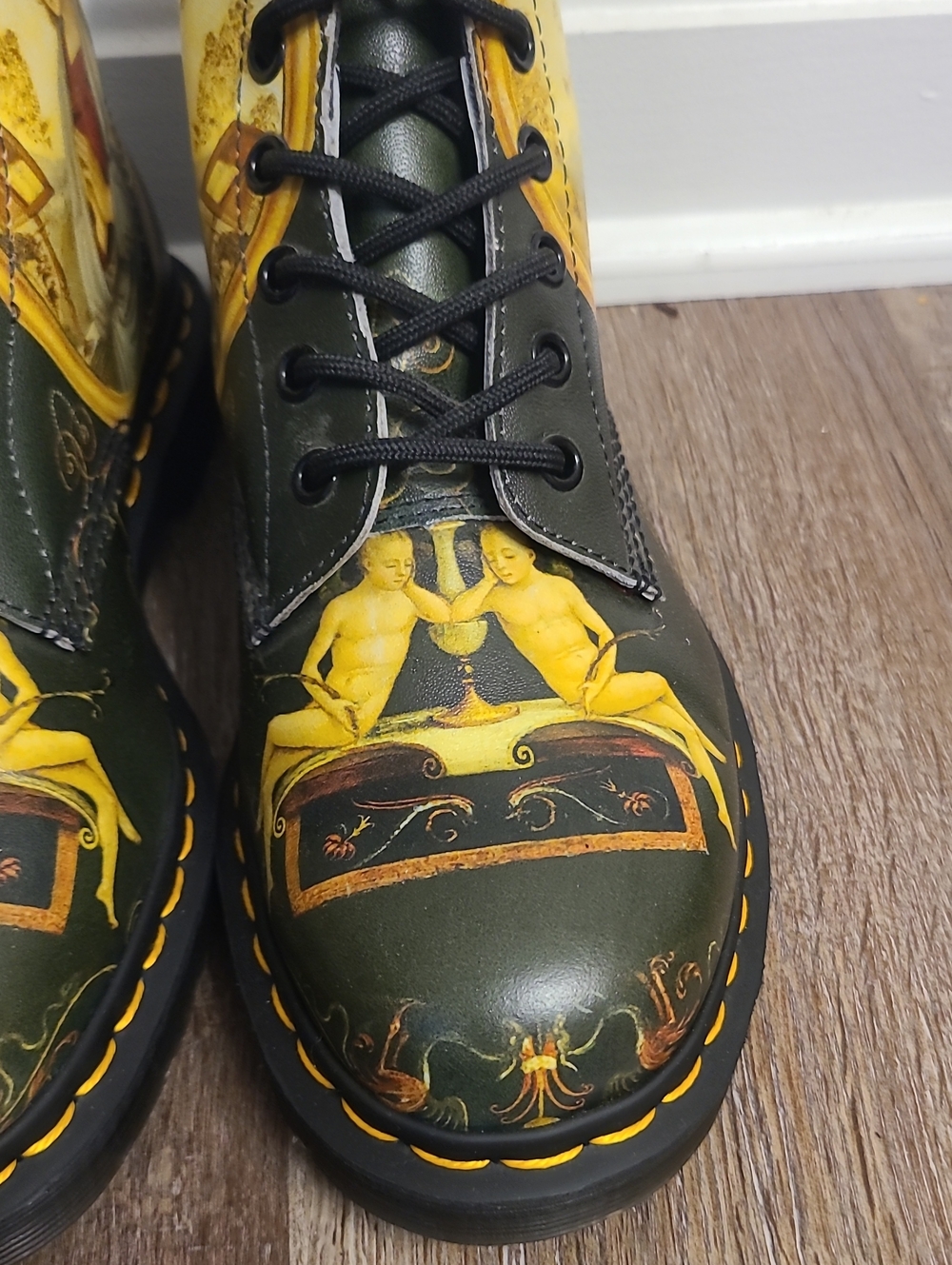 RARE Dr Martens Pascal Di Paolo Museum Collection - Picture 5 of 8